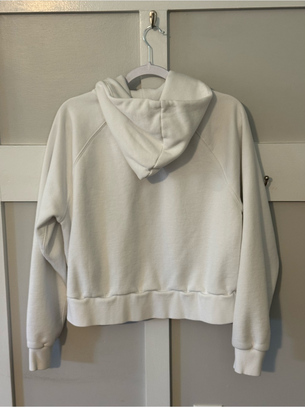 Vuori White Half-Zip Hooded Pullover - Picture 4 of 4